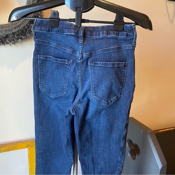 Classic Blue Women's Jeans - Picture 4 of 4